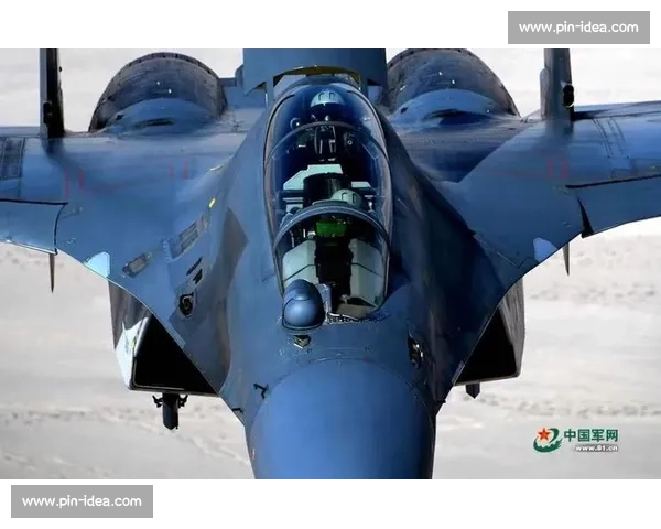 麦金尼精准捕捉战机！接腿抱摔 55 秒终结对手